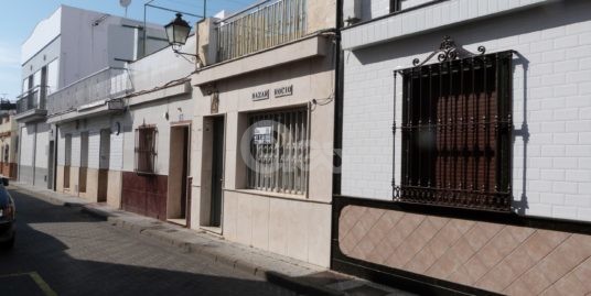 Local comercial cercano a Ronda Norte!