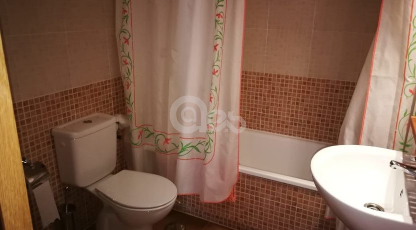 BAÑO 2 (Large)