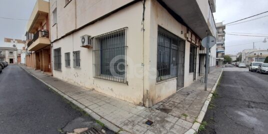 Locales en alquiler en pleno centro!