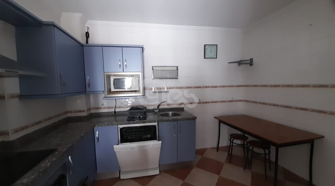 2485e8ab-9c57-4cdf-9aef-6d690042ea7f (Large)