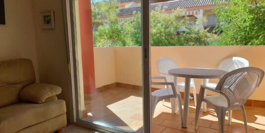 !Bonita vivienda a menos de tres minutos de la playa Central!