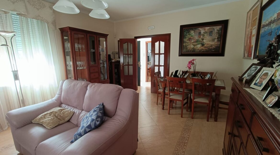 IMG-20250909-WA0007 (Large)