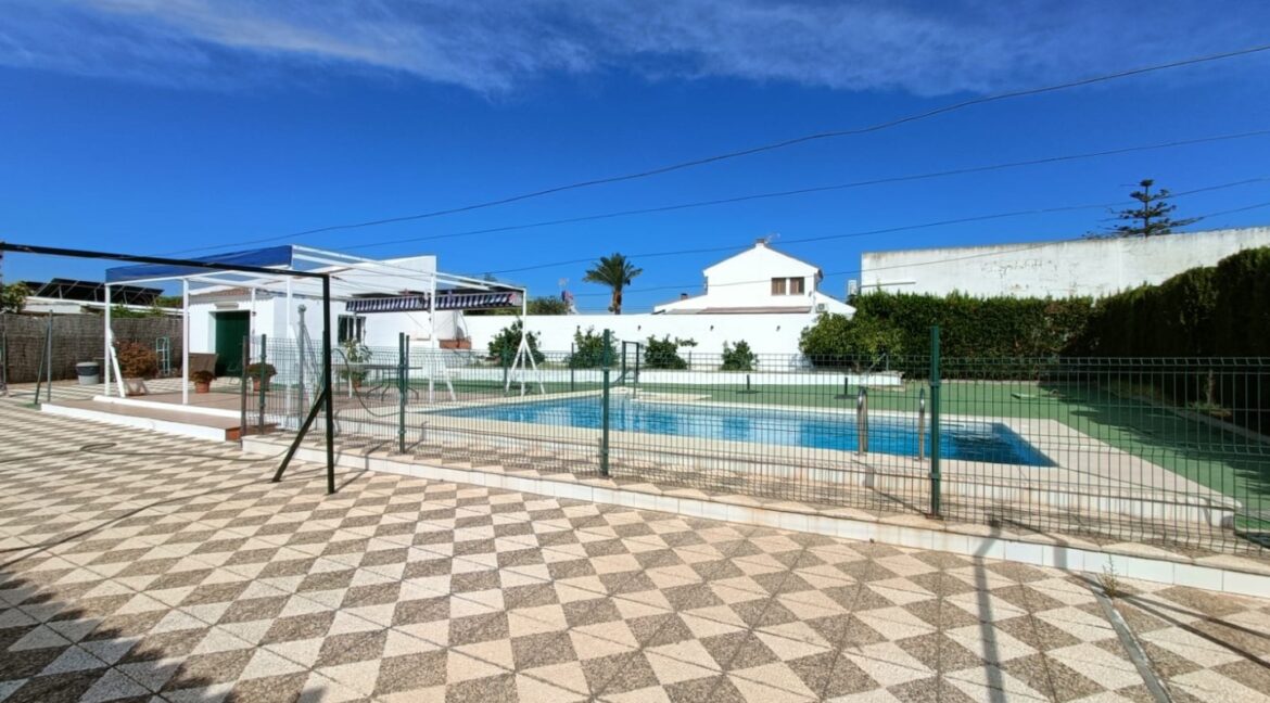 IMG-20250909-WA0035 (Large)