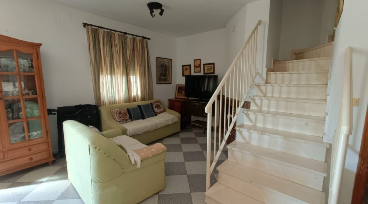 IMG-20250910-WA0014 (Large)