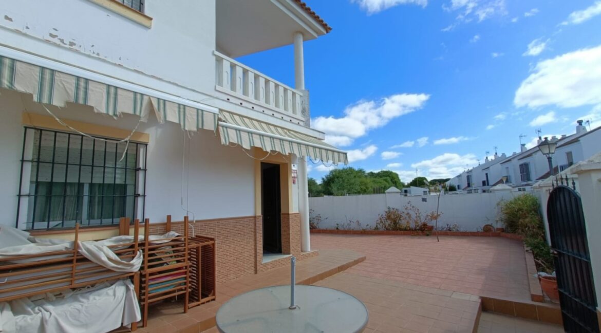 IMG-20250910-WA0030 (Large)