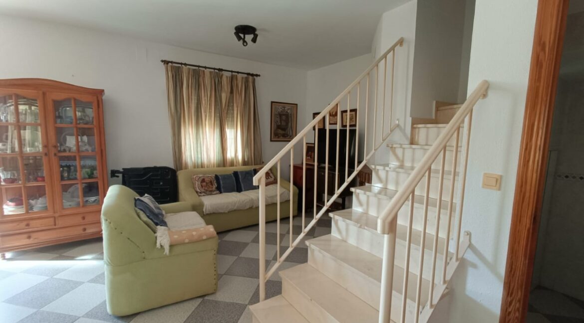 IMG-20250910-WA0042 (Large)