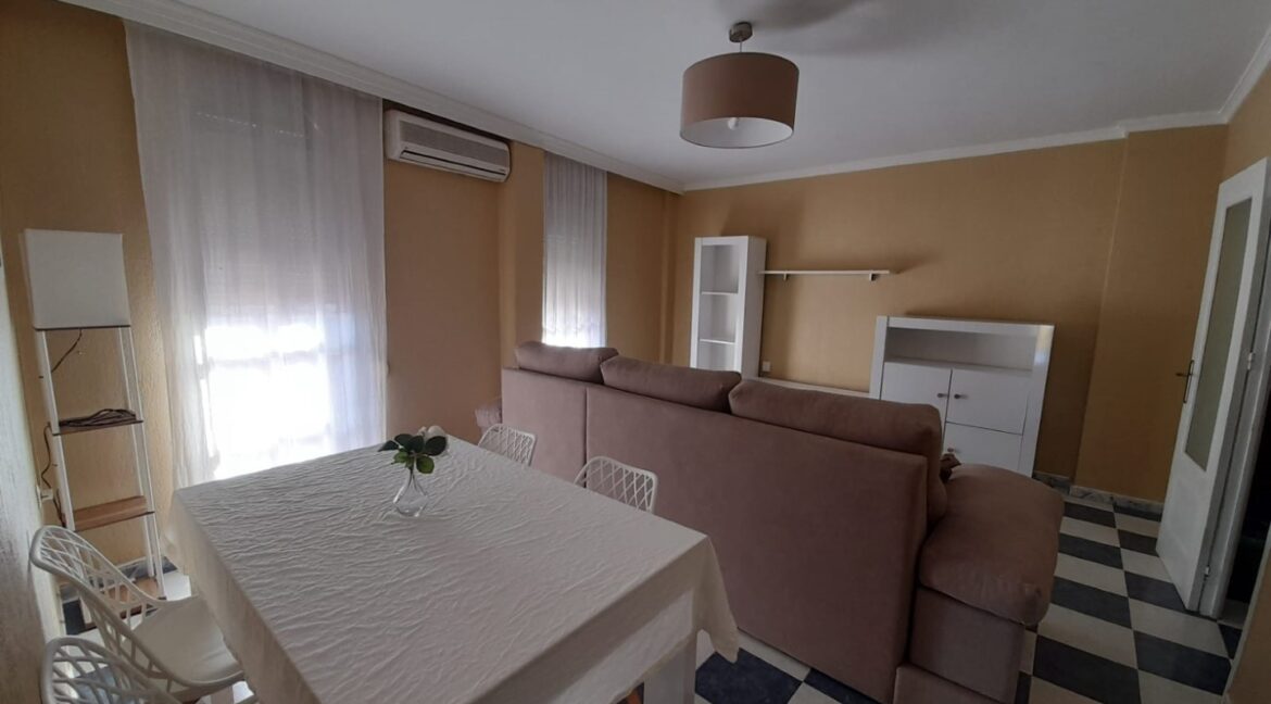 222ca907-a9a0-45d2-971c-c32aa3f32dd9 (Large)