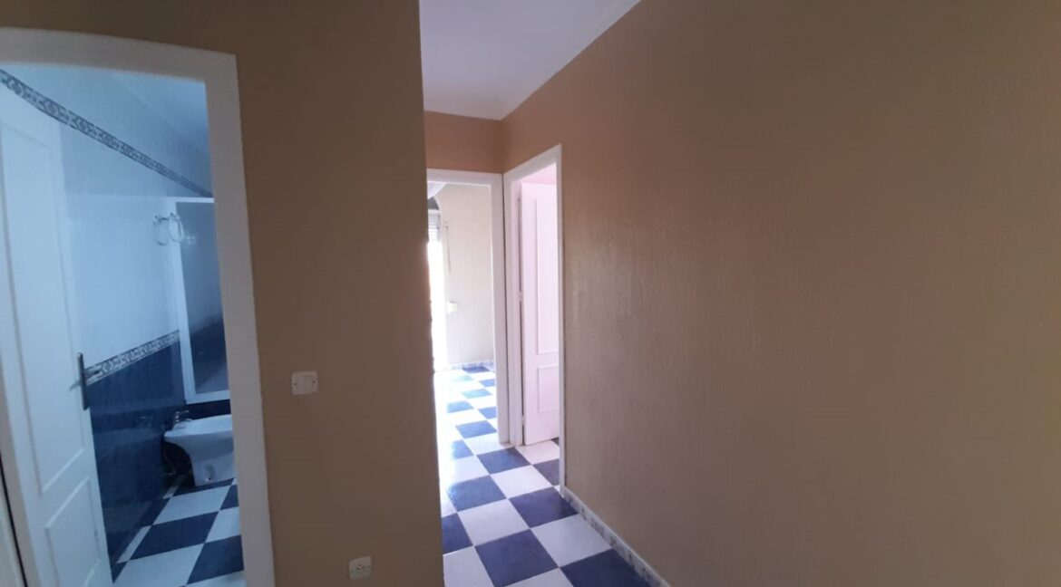 84df4b30-8c45-41e7-809f-c12b91eacc8d (Large)