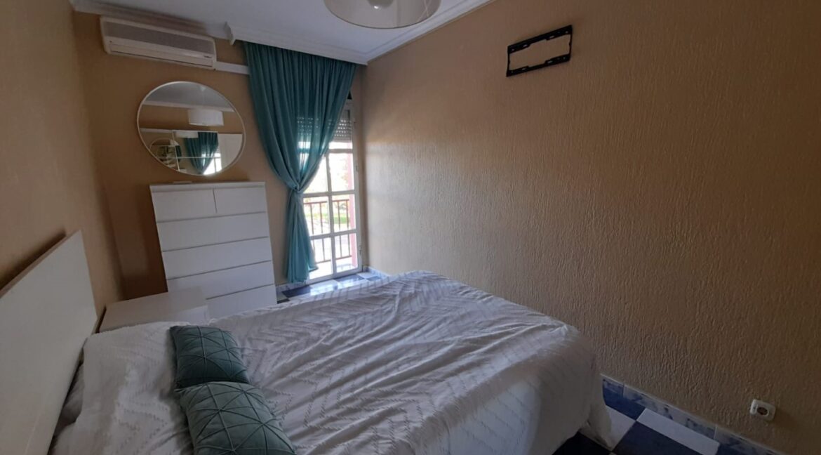 d58be6ed-70ac-44c9-87d9-d67e9be44f92 (Large)