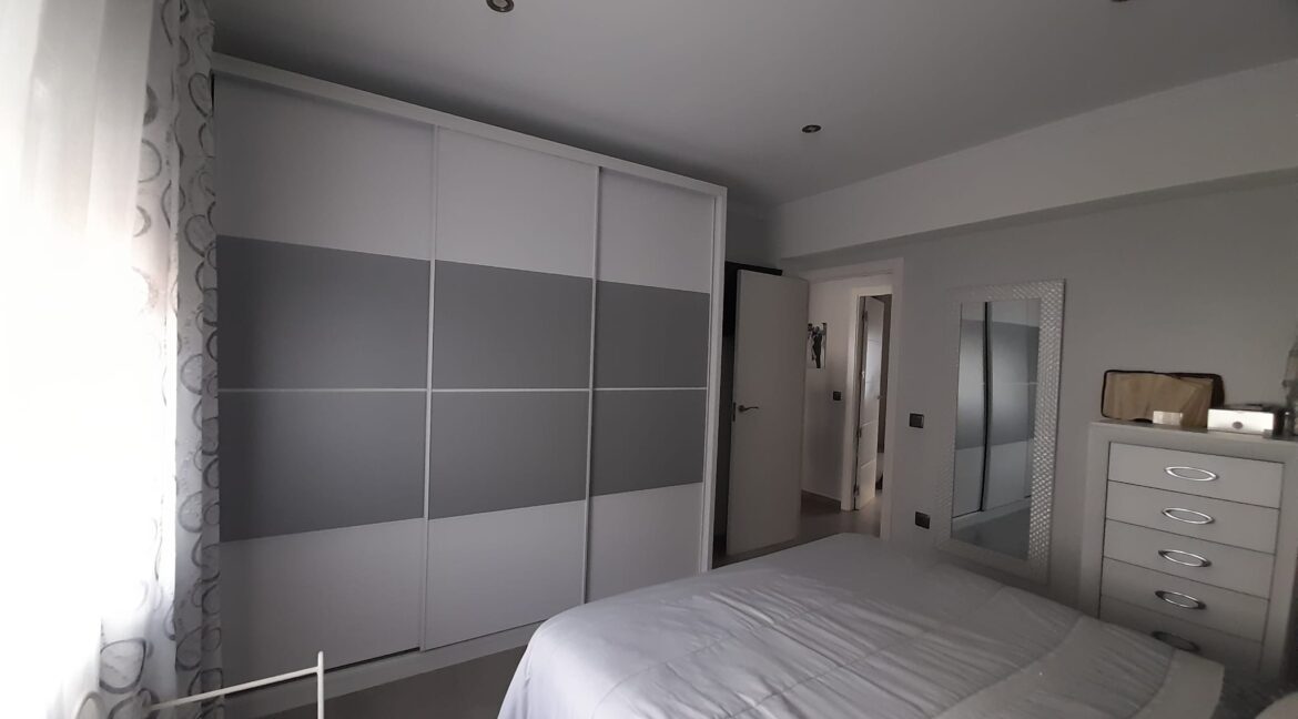 24267ca6-3ddf-48a0-8108-4e86e349a072