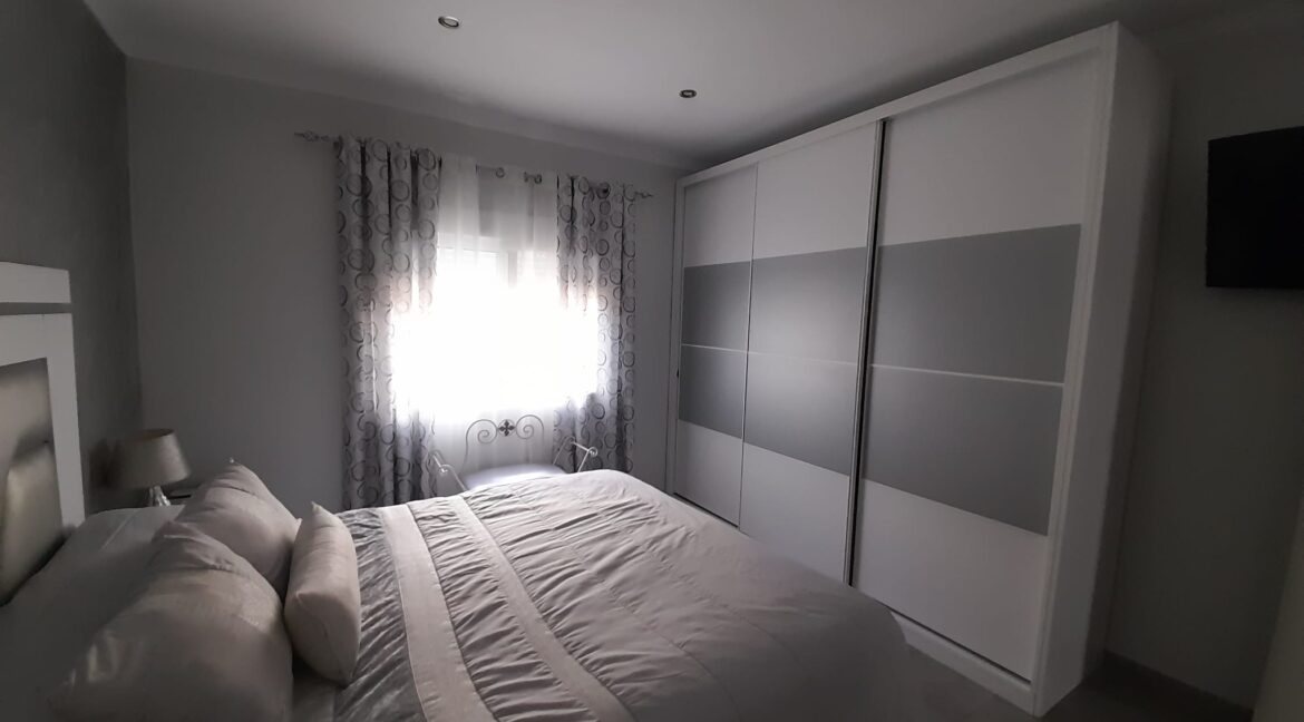 af9eb411-45bb-497d-b506-4a84b7567678